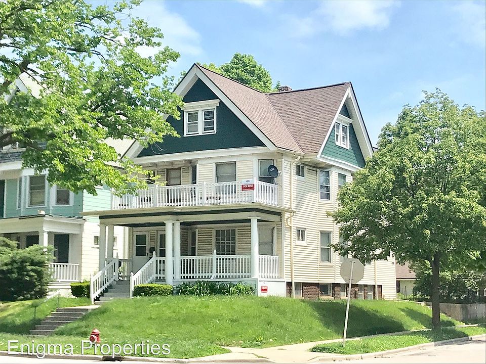 1st image of 1106 E Clarke St #3