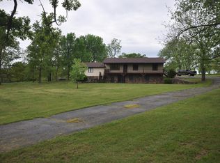21799 Lawrence 1050, Pierce City, MO 65723
