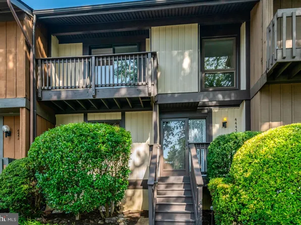 4445 Elan Ct, Annandale, VA 22003