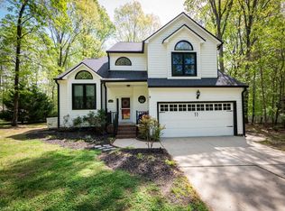 2405 Regents Park Ln, Greensboro, NC 27455