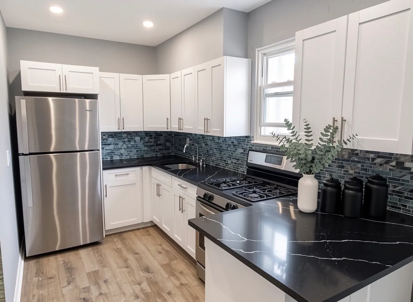 2 bed, 1.5 bath, $2,500 — Photo 2