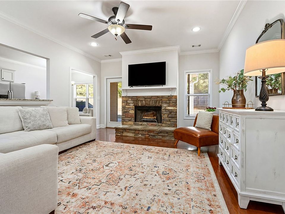 1st image of 2164 Autumn Ridge Way