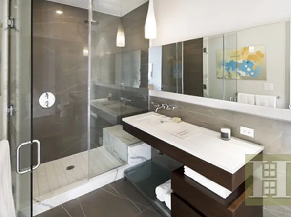 80 Metropolitan Avenue image 1 of 3