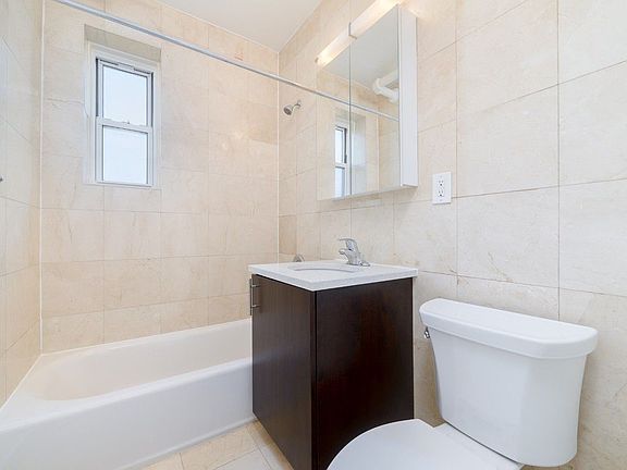 5th image of 2265 5th Ave APT 12D