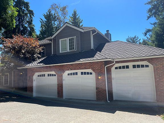 3rd image of 1037 106th Ave SE