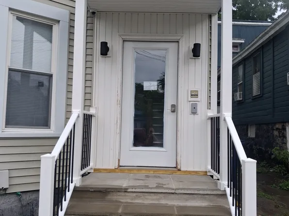 123 John St #2, Syracuse, NY 13208