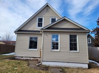 1304 25th St, Rock Island, IL 61201