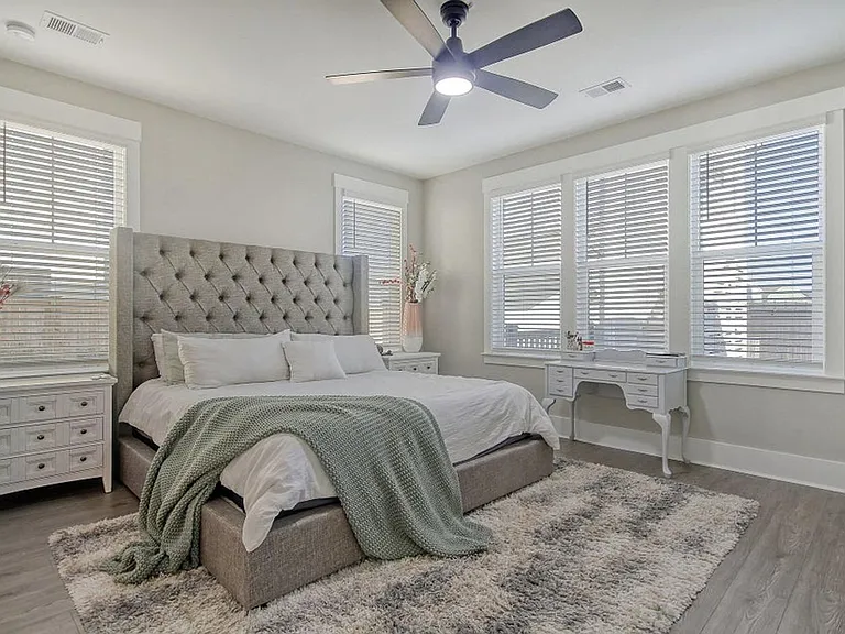 128 Sandy Bend Ln — Photo 41
