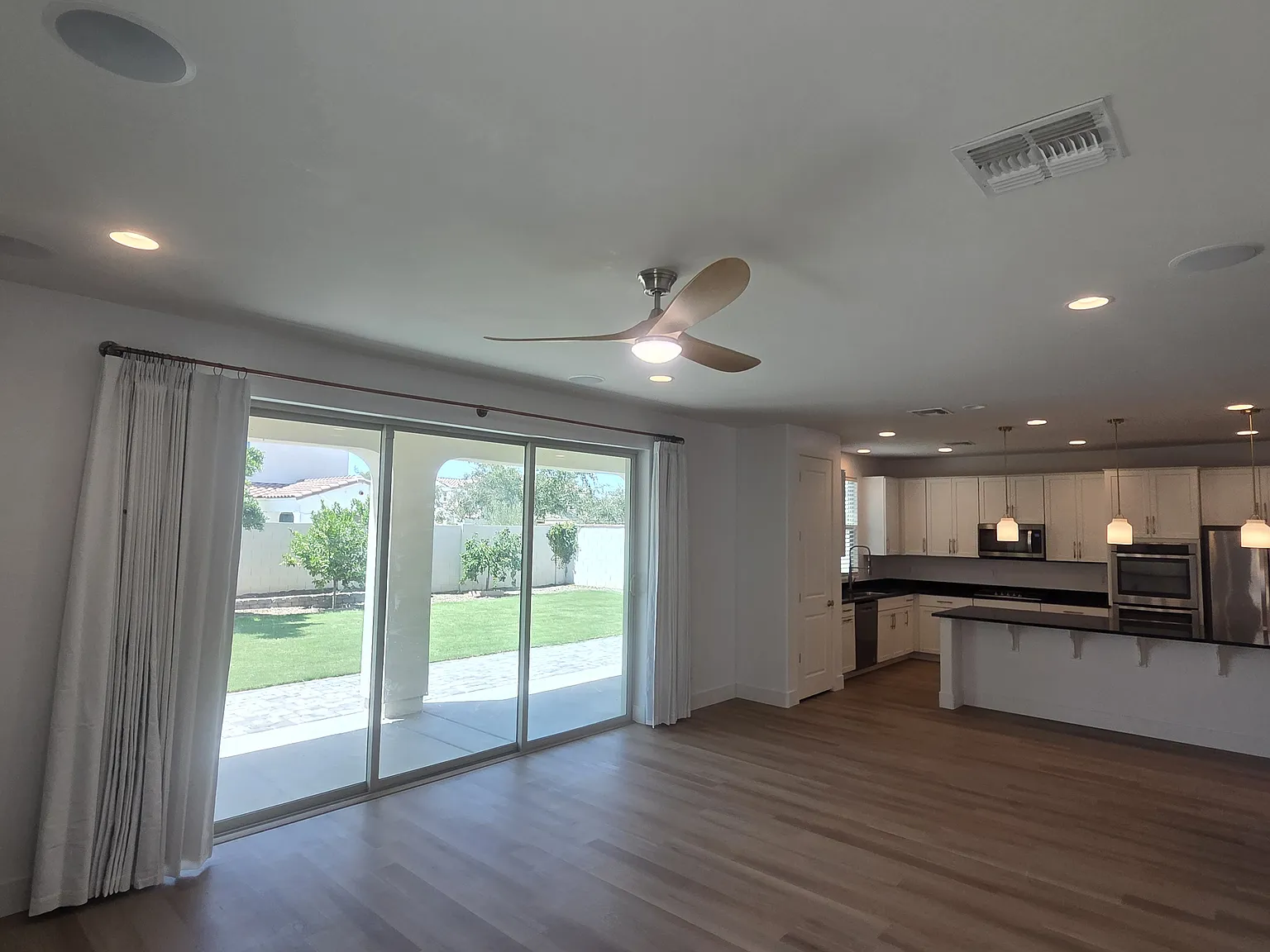 5220 S Hadron — Photo 3
