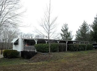 6077 Skelton Rd, Tennyson, IN 47637