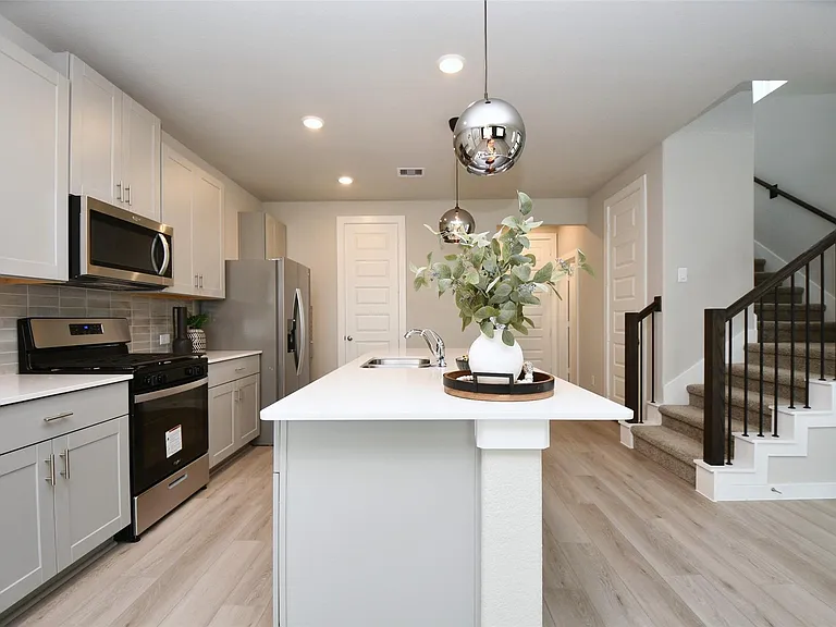 4212 Lyons Fall Dr — Photo 13