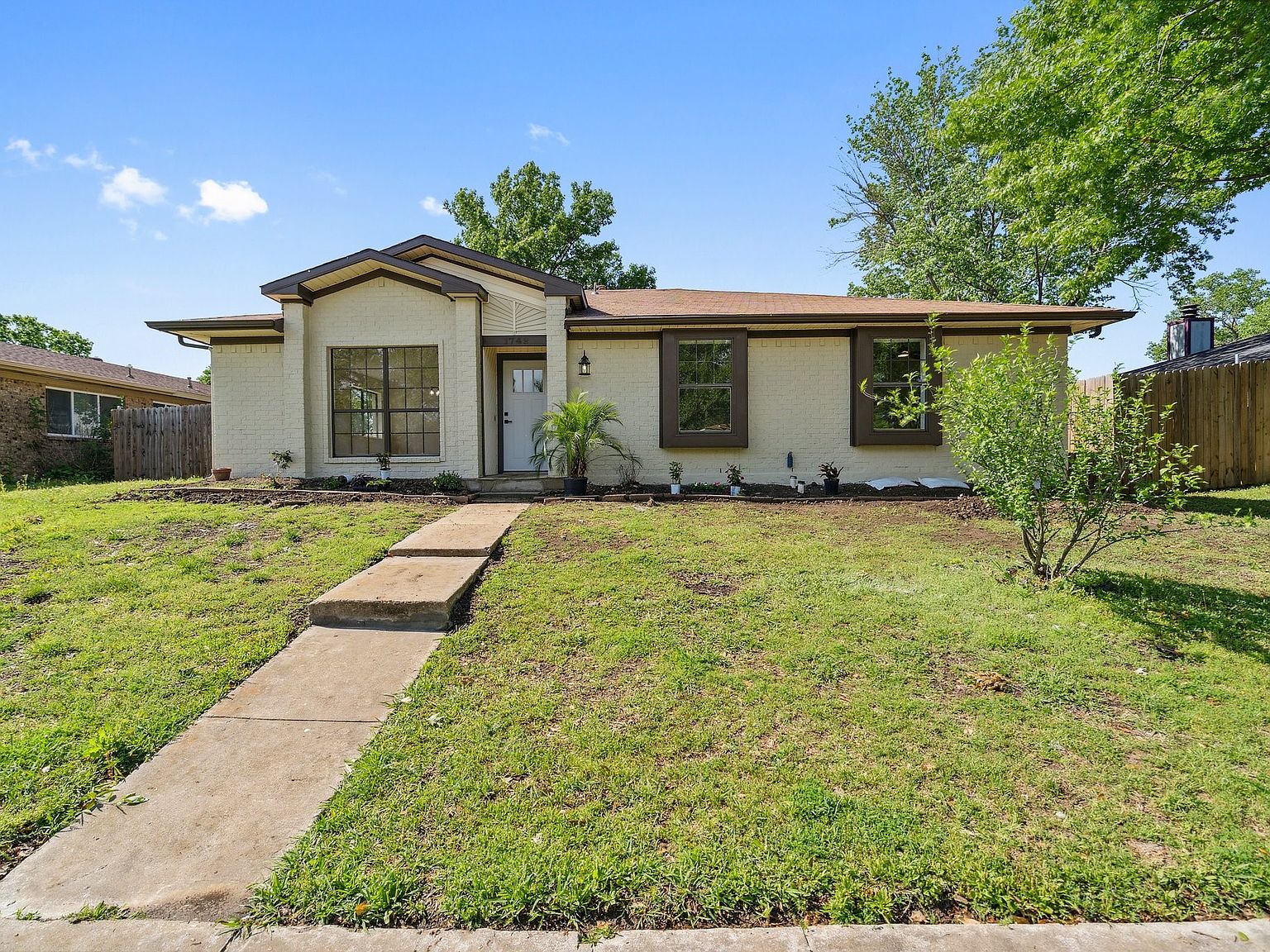 1742 Canterbury Ln, Lewisville, TX 75067 | Zillow