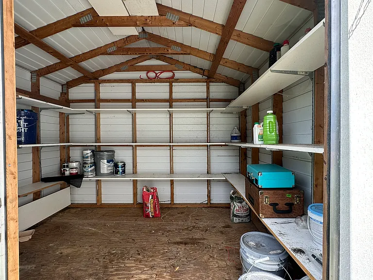 shed