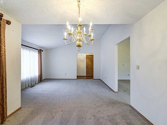 5th image of 3520 NE 158th Ave