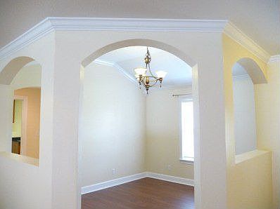 5th image of 3831 Thoreau Dr
