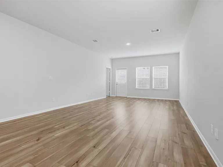 8426 Sweet Cherry Ln — Photo 10
