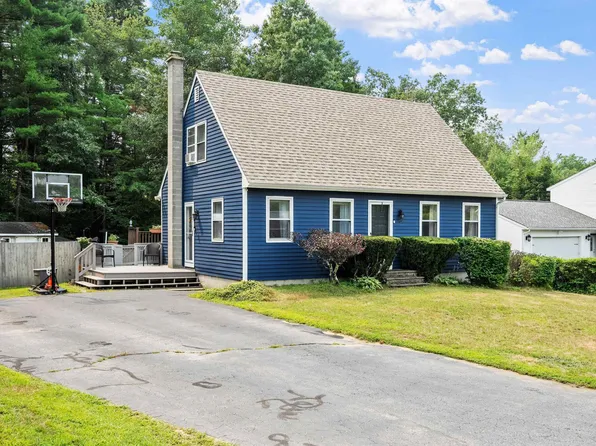 8 Hampshire Drive, Concord, NH 03301