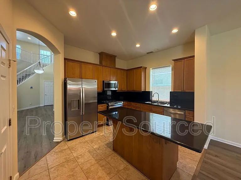 1633 Sparrowhawk St — Photo 12