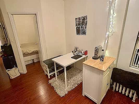 4th image of 522 E 11th St #14
