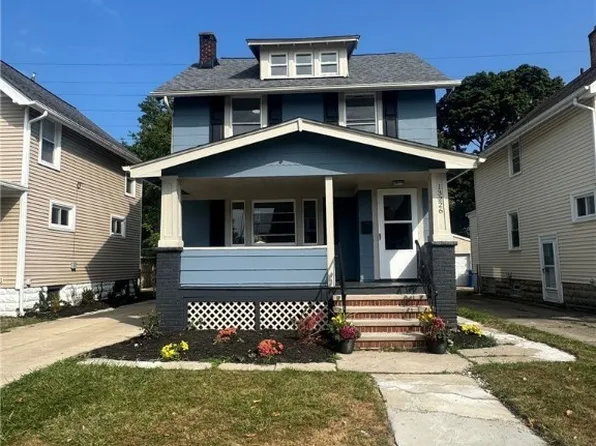 13226 Hazelwood Ave, Lakewood, OH 44107