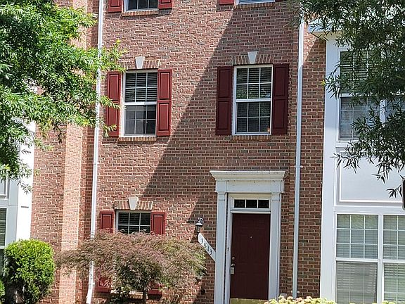 2nd image of 3813 Eisenhower Ave