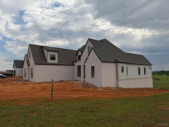 4th image of 2362 Goode Station Rd