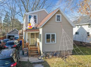 1115 N Richmond St, Appleton, WI 54911