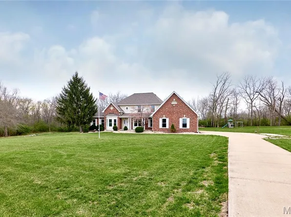 1251 Lydia Ln, O'Fallon, MO 63366