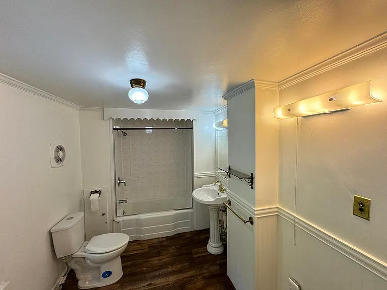 1005 Manning Dr — Photo 30