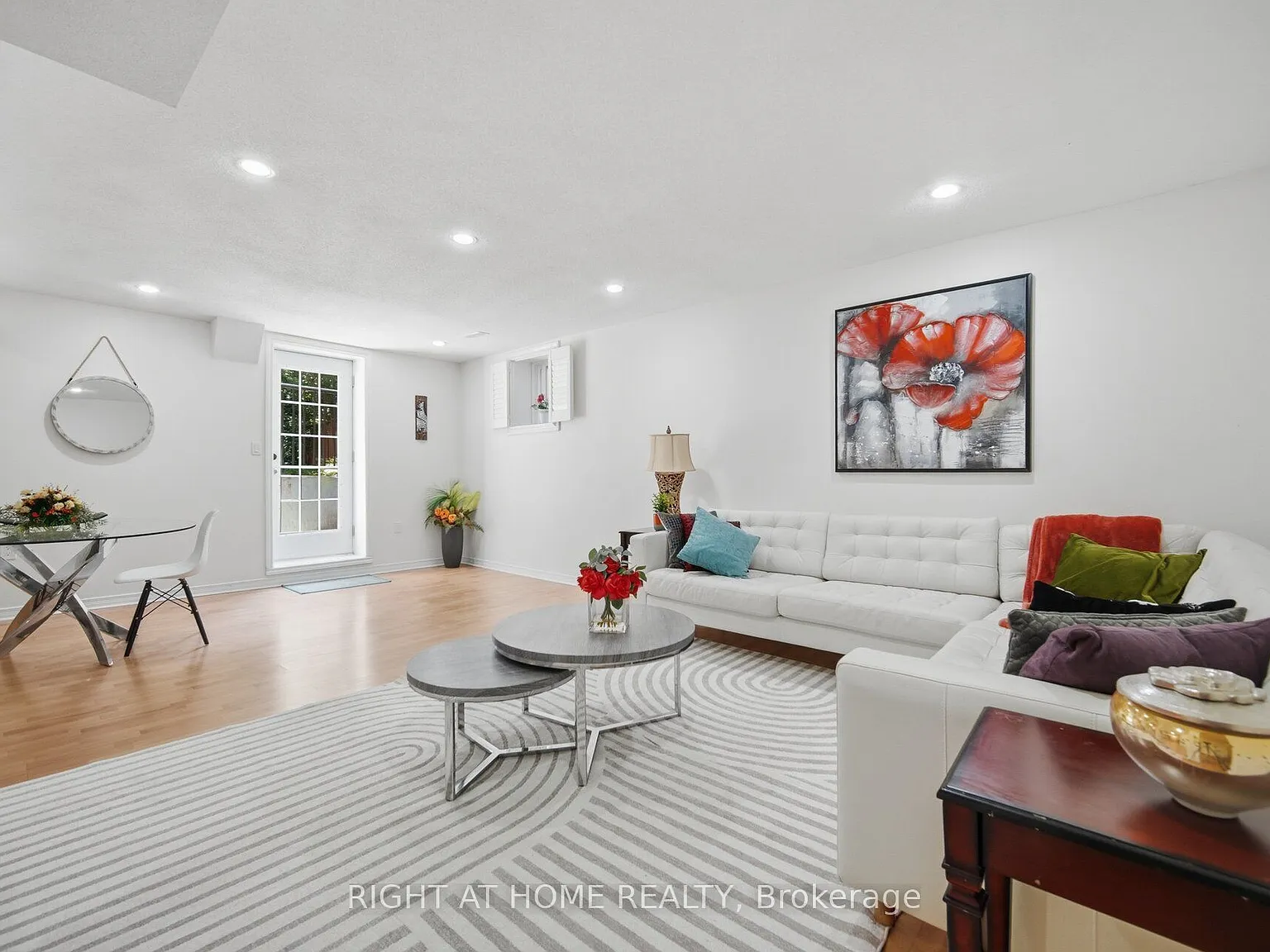 1 bed, $1,900 — Photo 1