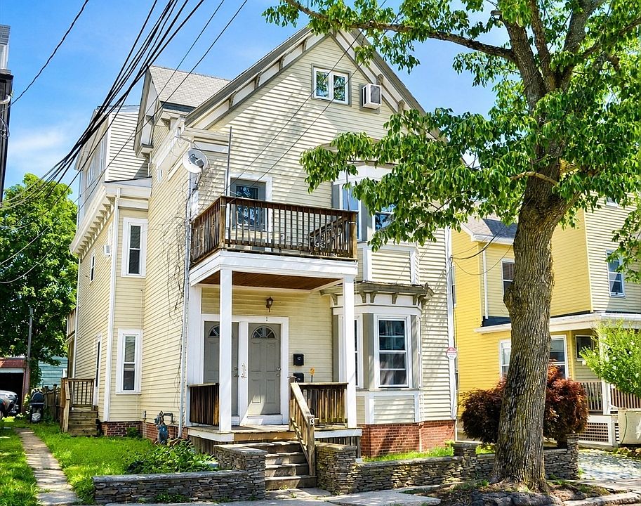 1st image of 13 Howe St
