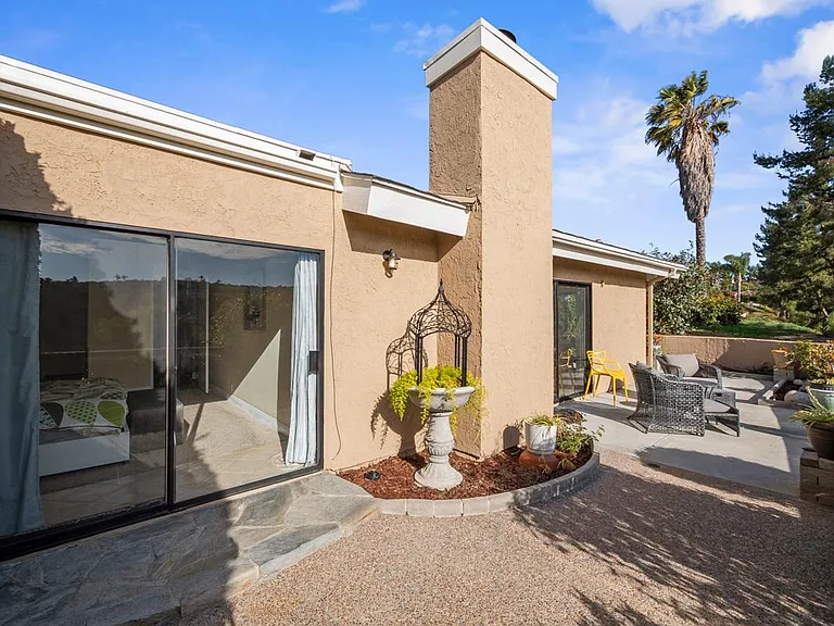 24232 Tahoe Ct — Photo 26