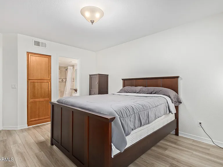 3235 E Camelback Rd #201 — Photo 9