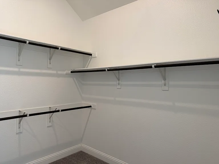 482 Prairie View Dr — Photo 33