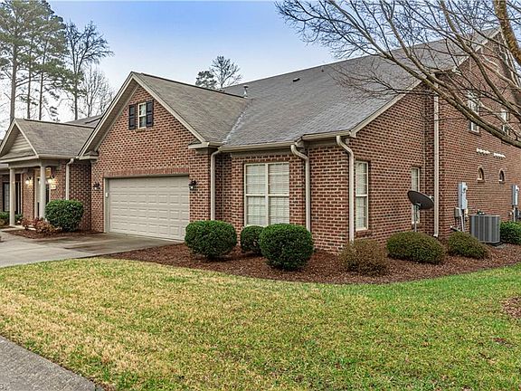 5th image of 829 Jarman Dr