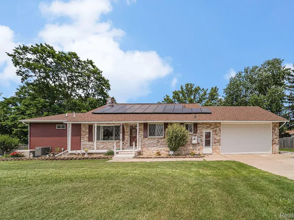 6356 Calkins Rd, Flint, MI 48532