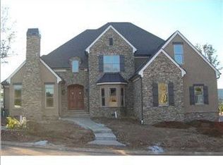 585 Hill Pointe Ln, Chattanooga, TN 37405