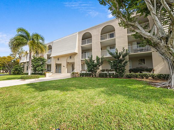 769 Jeffery St #2-205, Boca Raton, FL 33487 | MLS #RX-10951965 | Zillow