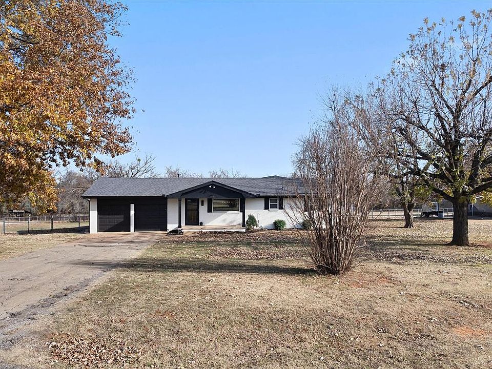 1st image of 1100 Liveoak Dr