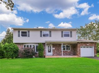 82 Brianbeth Pl, Tappan, NY 10983