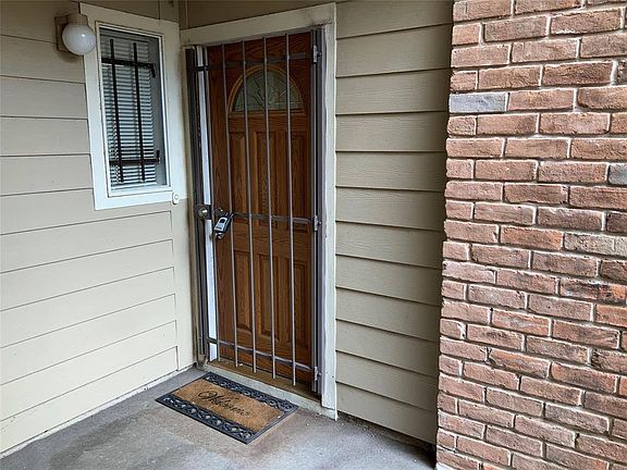 2nd image of 5005 Georgi Ln APT 188