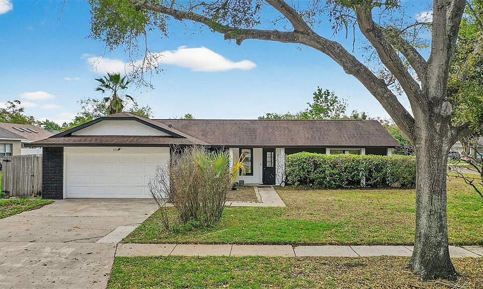 1st image of 9823 Balmoral Cir