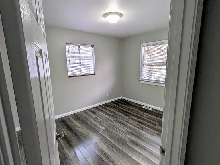 520 N Wilson Ave — Photo 22