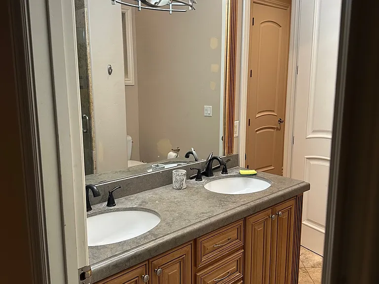 135 Carmelita Dr — Photo 37