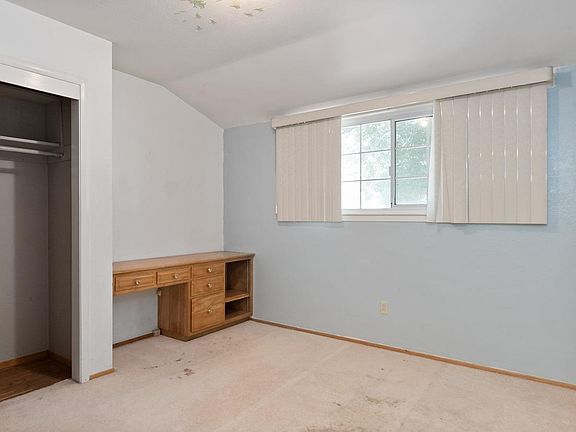4th image of 1807 Park Blvd