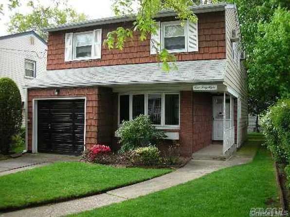 148 Cedar Street, Valley Stream, NY 11580