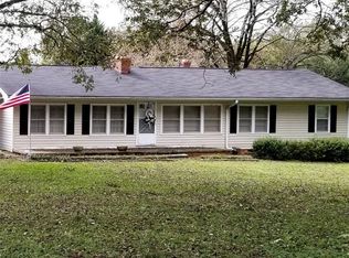 1460 S Walnut St, Seneca, SC 29678