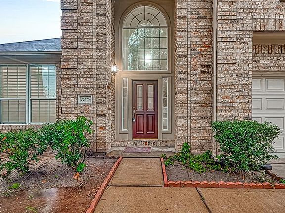 3rd image of 14807 Fletcher Bridge Ct