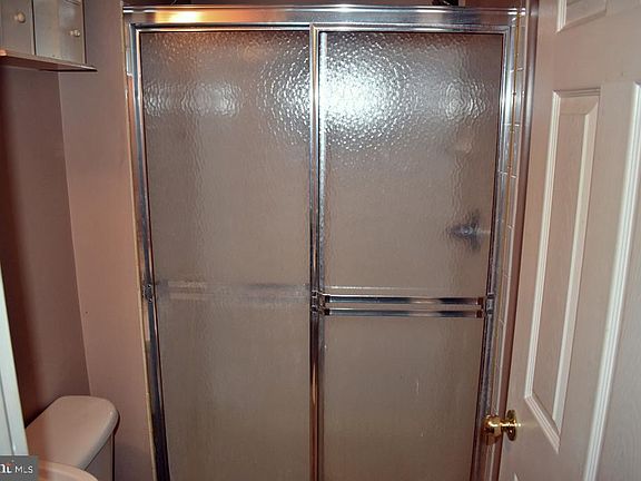 4th image of 9804 Woodyard Cir