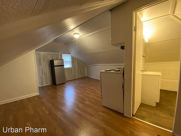 2nd image of 2325 Clyde Park Ave SW APT 3